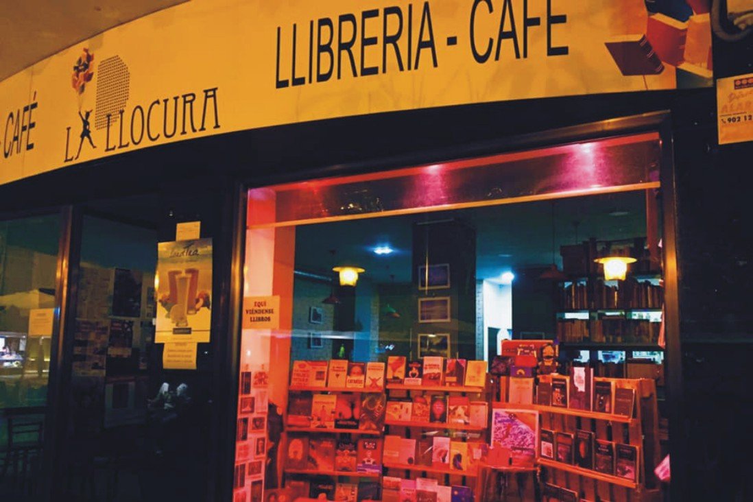 La Llocura llibrería-café